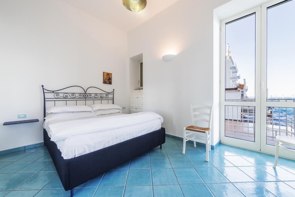 La Luella Apartment Sorrento Ruang foto